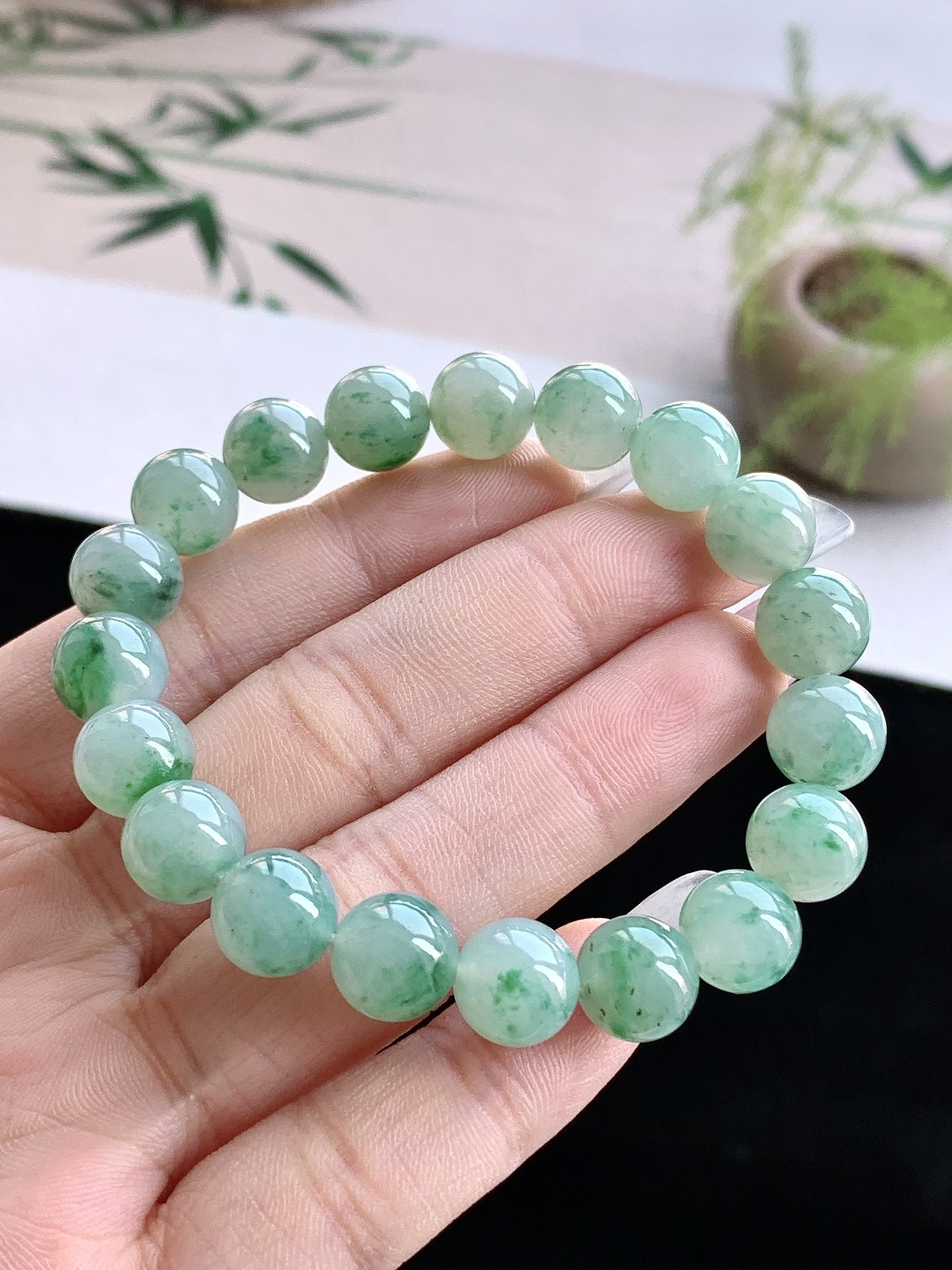 ️冰飘绿花手串圆珠子手串 性比高 飘花 9.7mm 31.8克