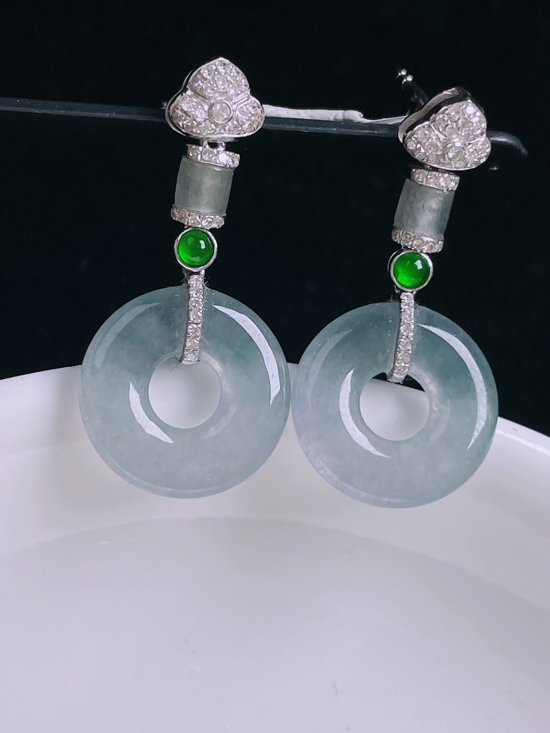冰紫耳坠，18k镶嵌，老种起光，细底通透，尺寸：裸石14.3/3.3mm0909