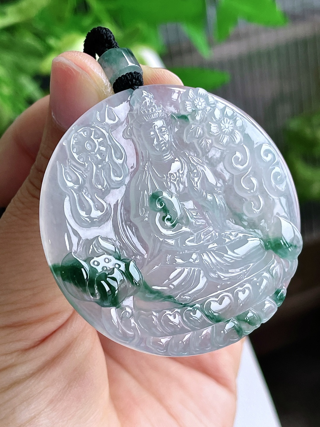 【裸石】冰飘花圆牌莲花观音牌吊坠【说明】缅甸 无裂 性比高【尺寸】50.4-5.7【重量】32.2克