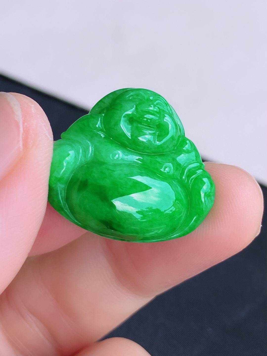 翠绿弥勒佛，色美清爽，尺寸24/21.6/5.6/自然光实拍