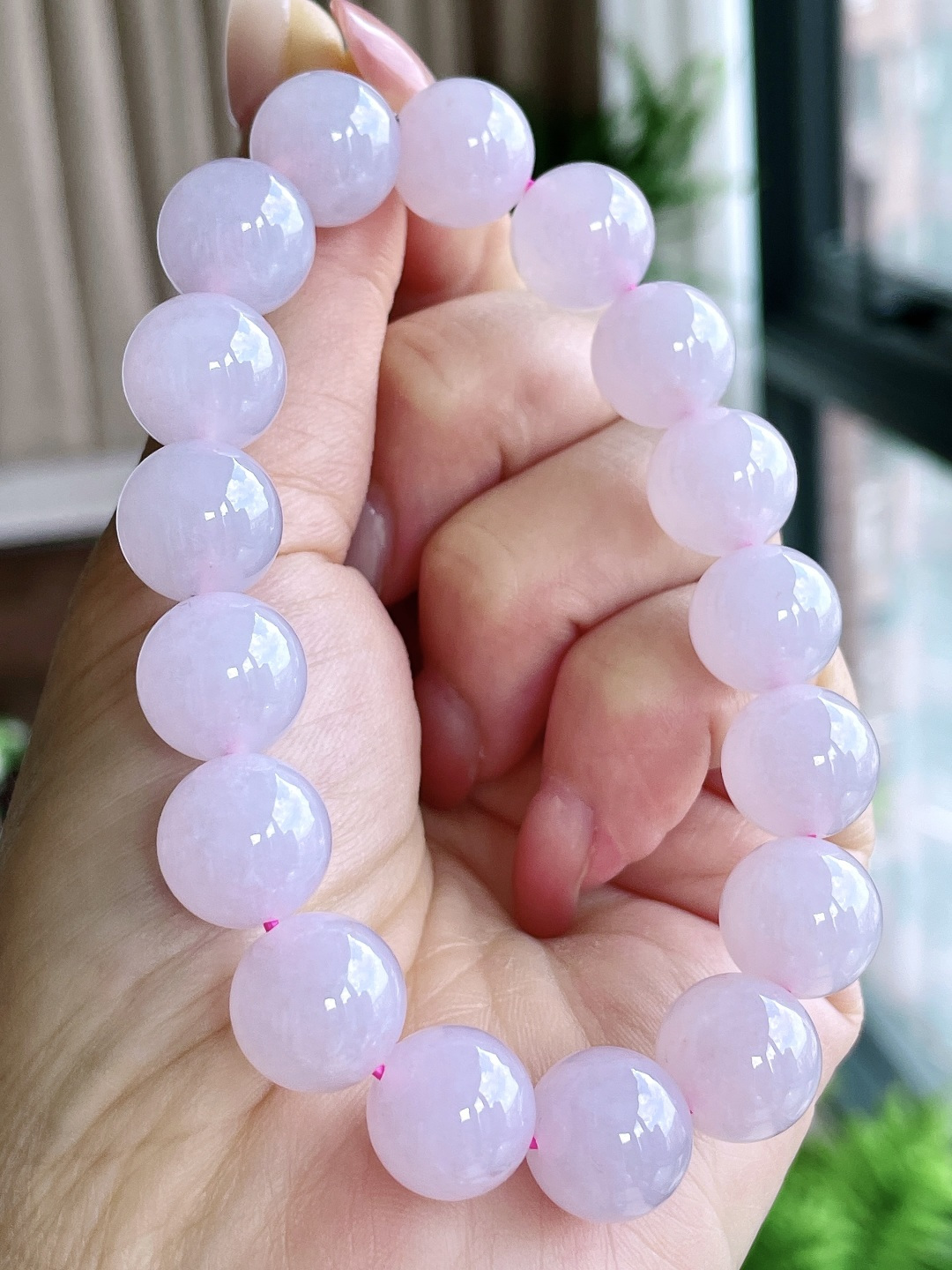 【珠子】冰紫罗兰手串圆珠珠子手串【说明】性比高【尺寸】12.4mm【重量】59.2克