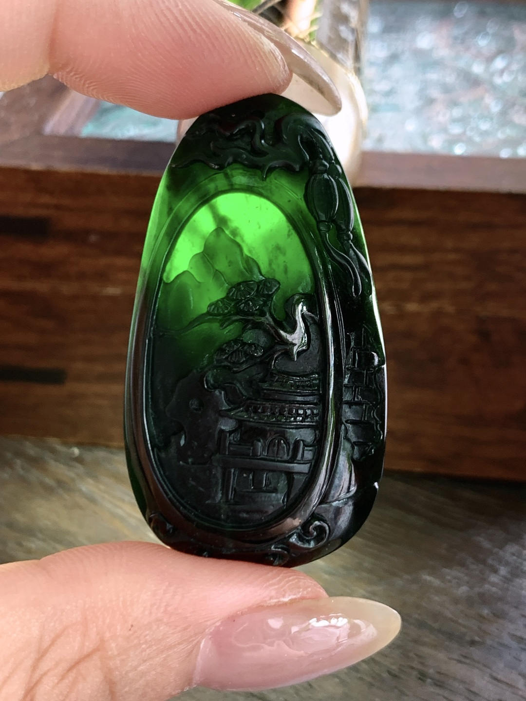 【墨翠】️墨翠山水牌吊坠【说明】缅甸 性比高 厚装【尺寸】45.5-25-7.4【重量】16克