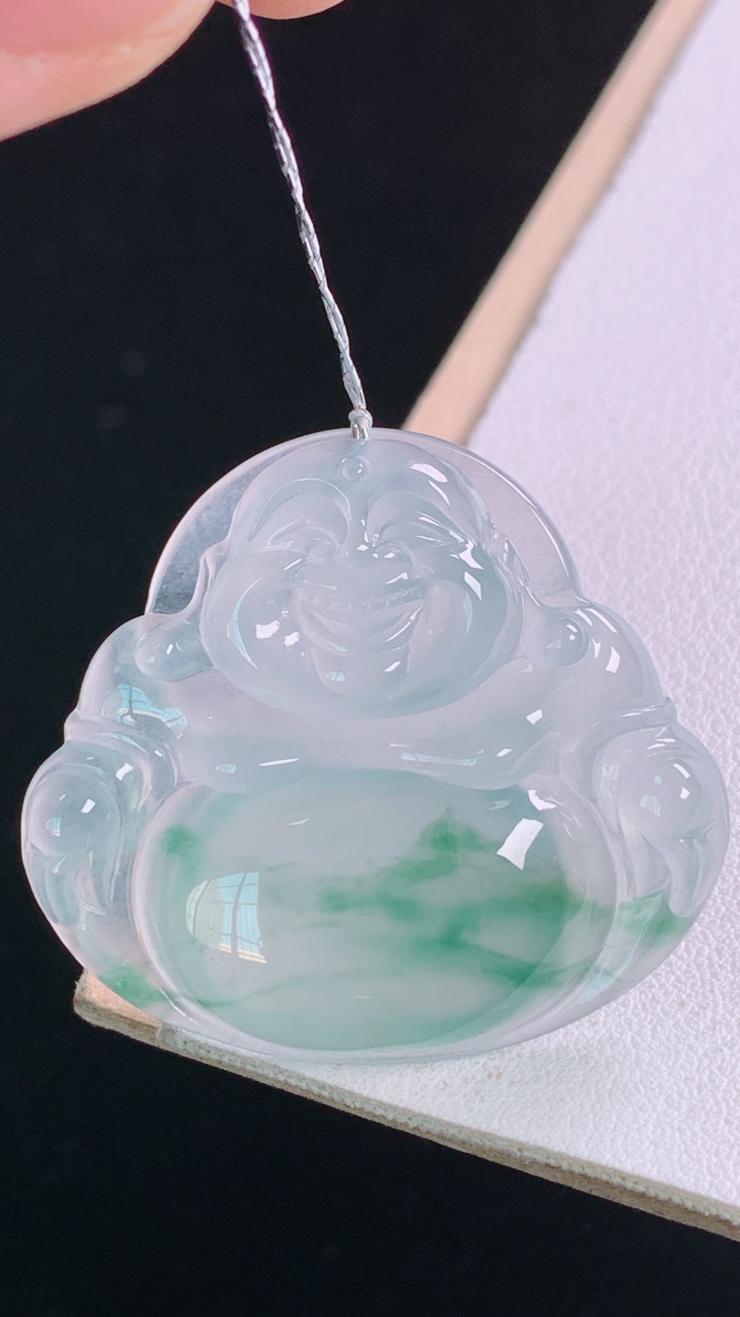 高冰飘花佛公,花色灵动，水润荧光，无裂,尺寸:32.5-36.2-6.0mm 7