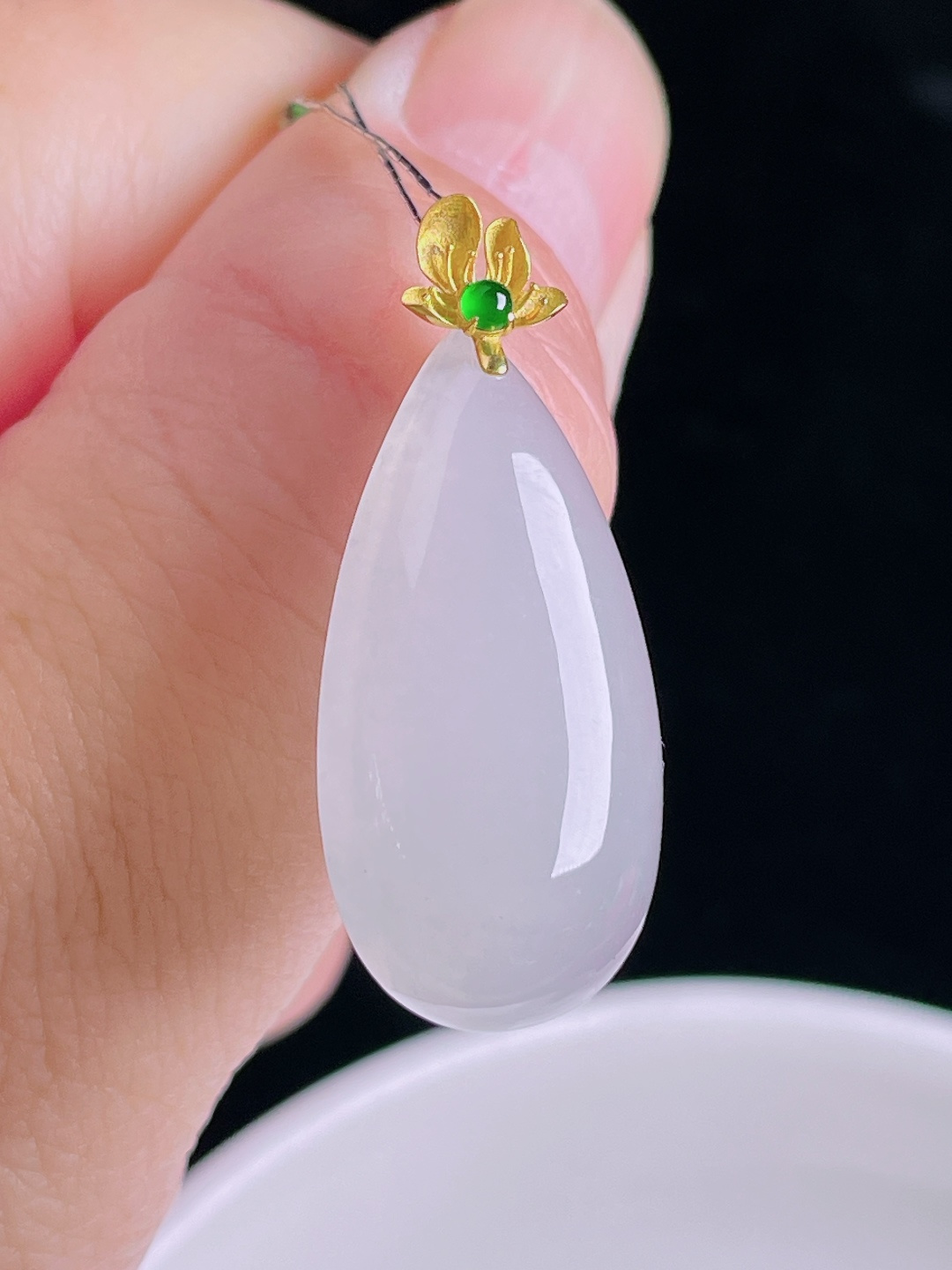 高冰水滴，18k镶嵌，老种起光，细底通透，尺寸：32.2裸石28/14/6.3mm0910