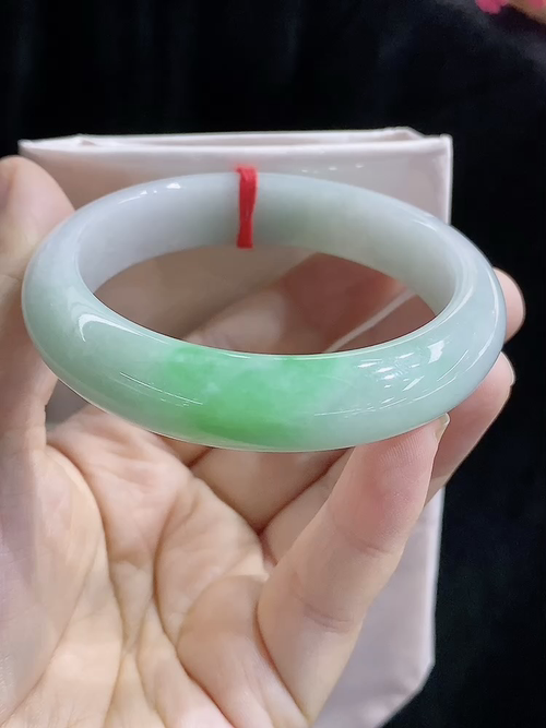 【阳绿色】正圈手镯，尺寸55/12/8，B70-914