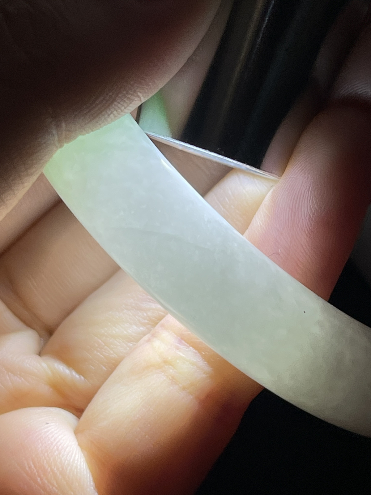 圈口55，冰糯种飘花春带彩翡翠圆条手镯9.11