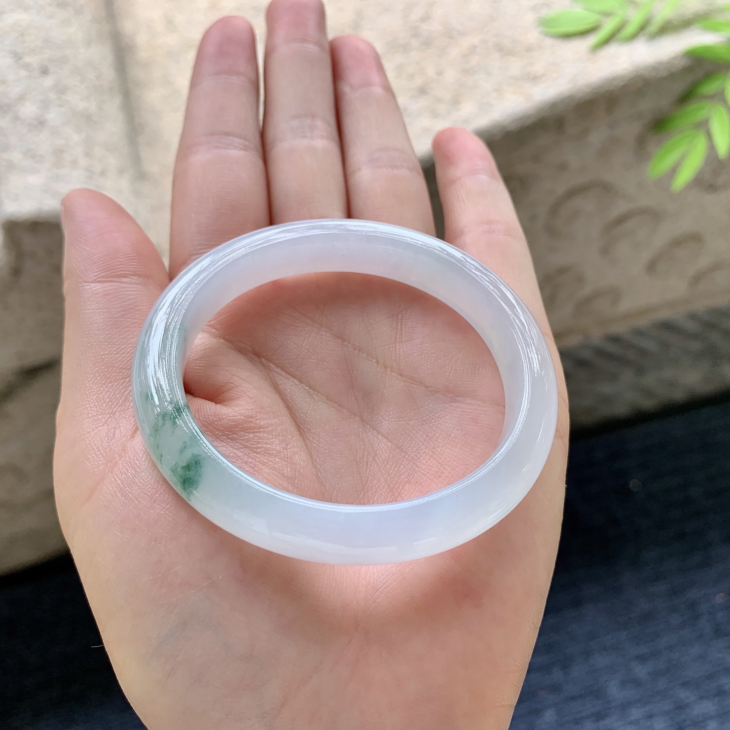 贵妃51 52，糯冰飘花，水润，种老，细腻，有纹线