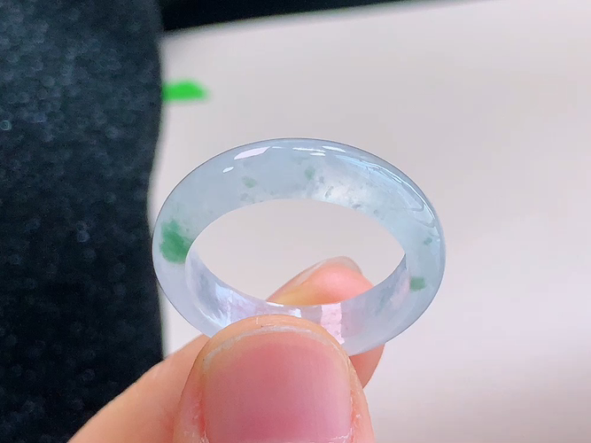 ️ 戒圈， 无裂，尺寸19.1-5.8-3.1mm，圈口20，包A附证书