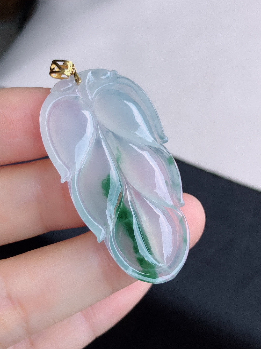 冰飘花金枝玉叶，晶莹剔透，尺寸48.3/26/5/自然光实拍