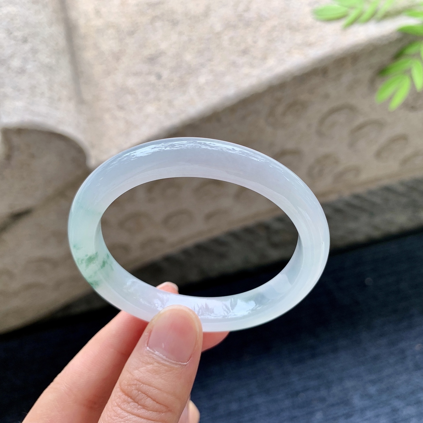 贵妃51 52，糯冰飘花，水润，种老，细腻，有纹线