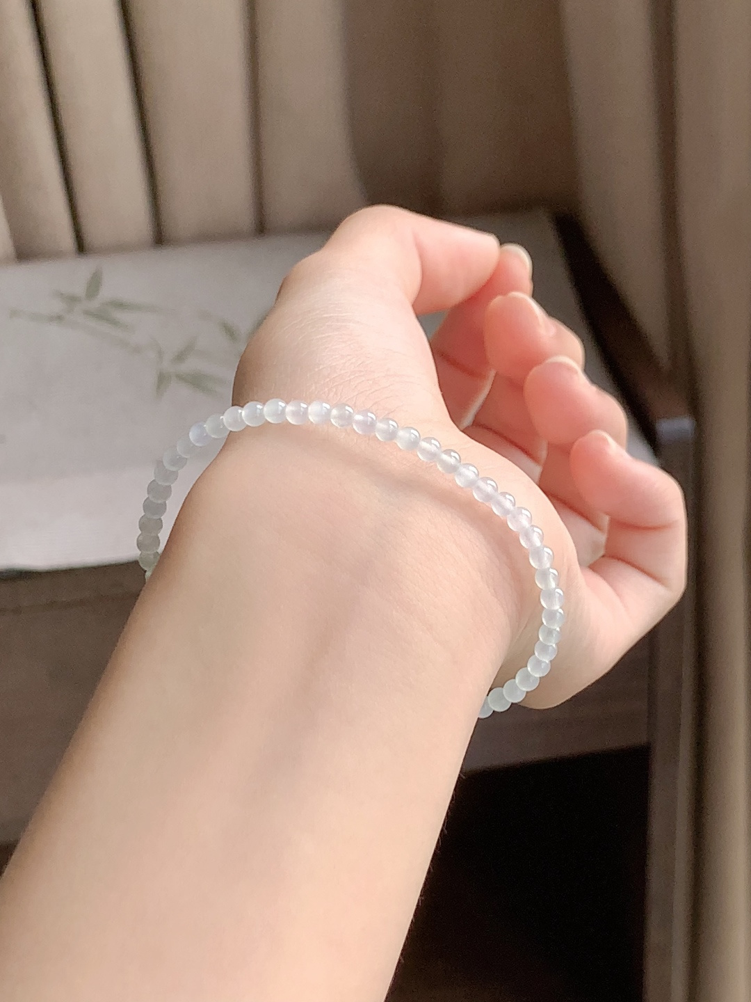 白冰手串圆珠子手串 性比高