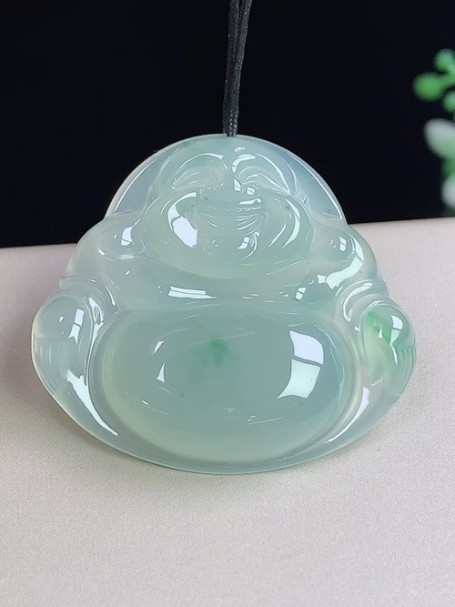 冰飘绿佛公，无裂，尺寸31.7-34.4-5.8mm，j10jwa6