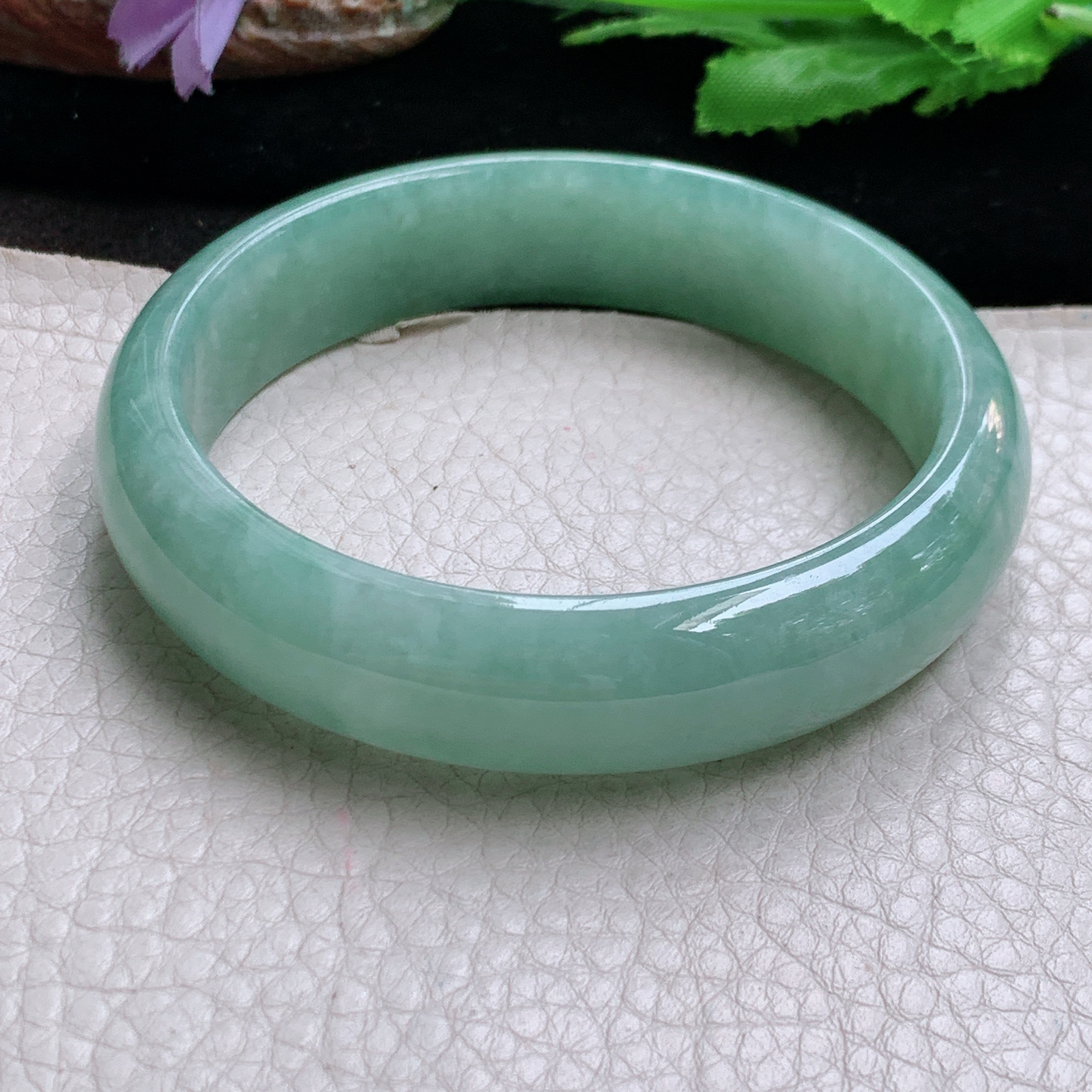 js大圈口61*15.3*7.8轮胎镯 缅甸翡翠a货高品质胶感满绿宽边玉手镯