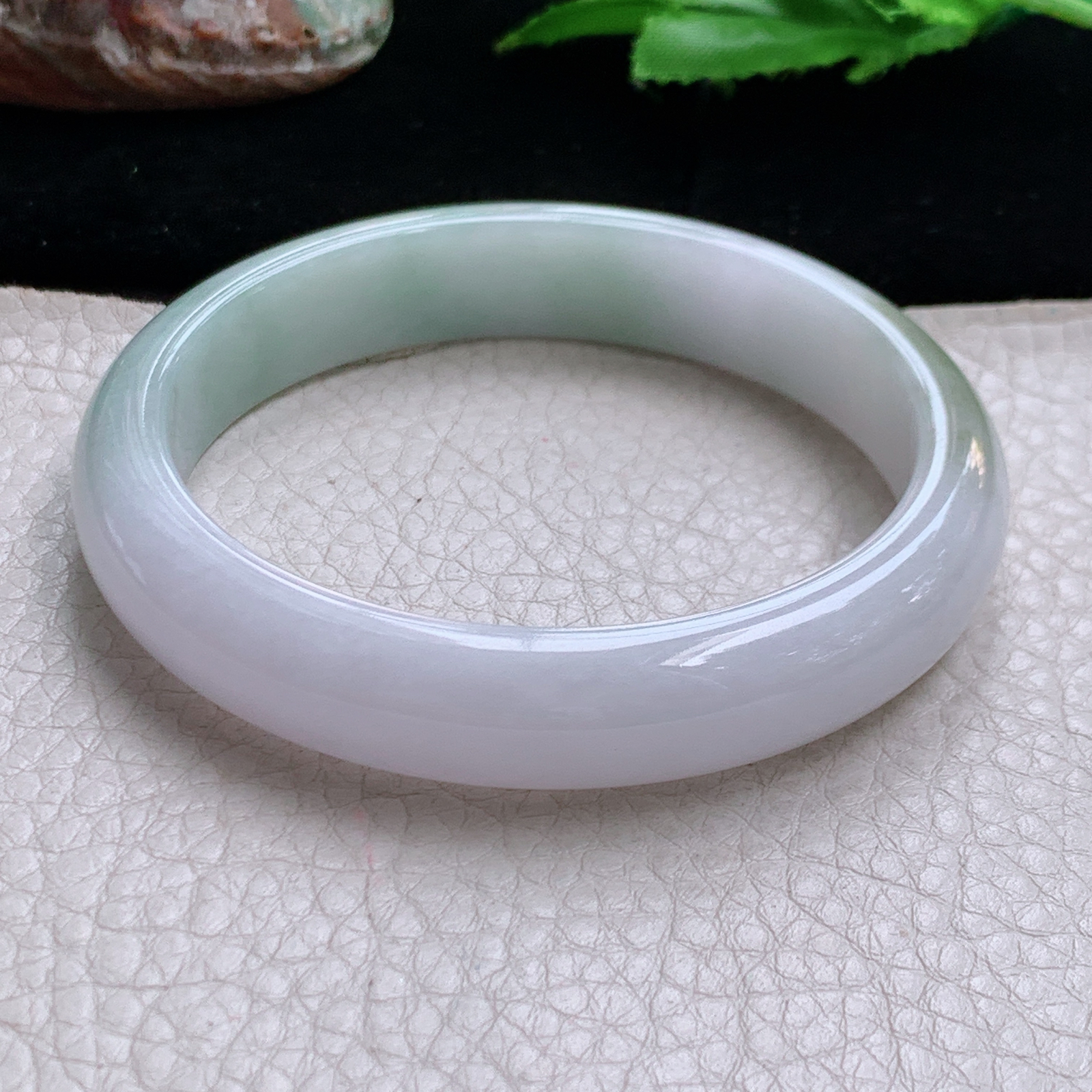 jx大圈口59.8*12.8*7.7平安镯 缅甸翡翠a货高品质胶感飘花宽边玉手镯