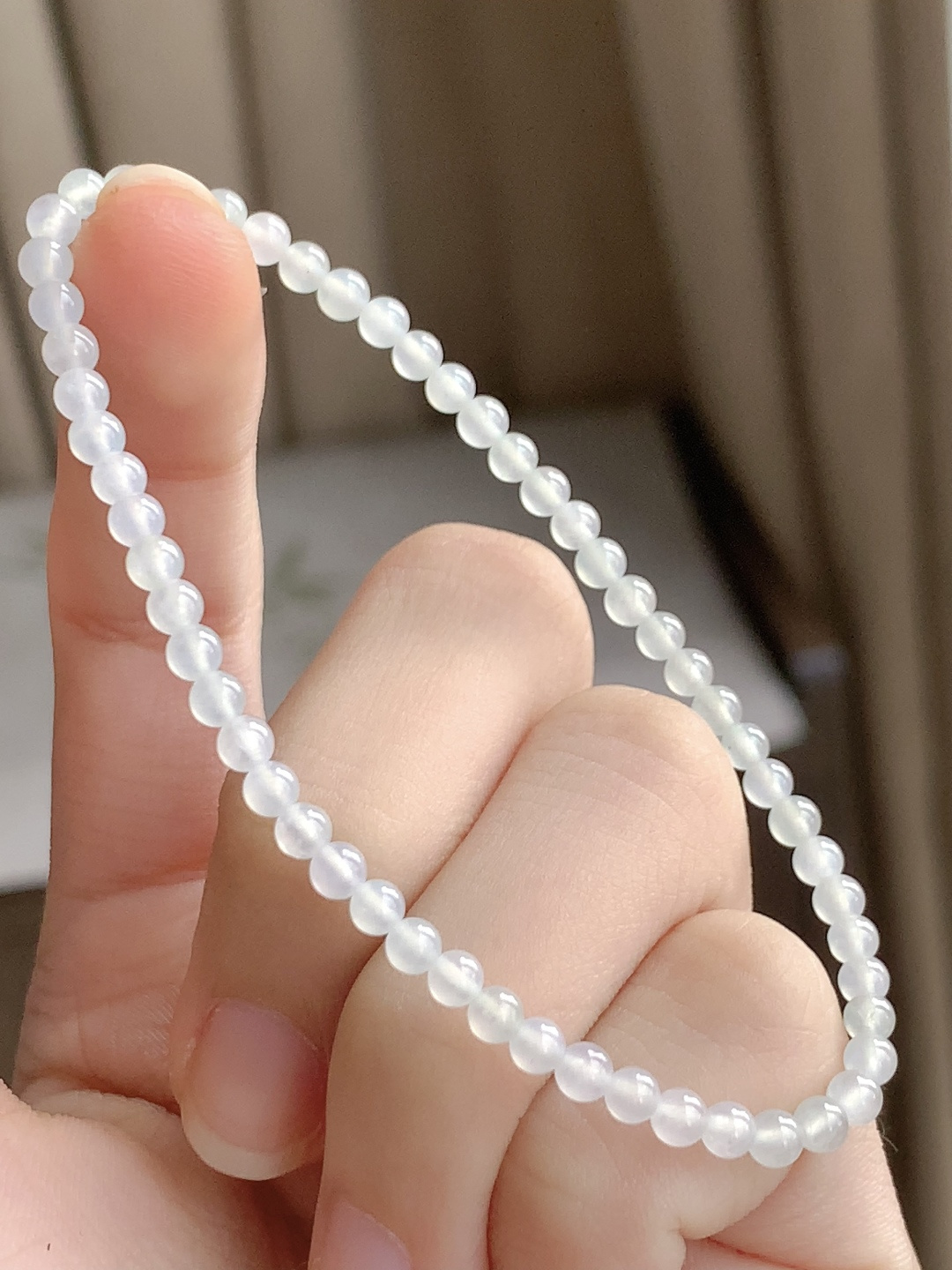 白冰手串圆珠子手串 性比高