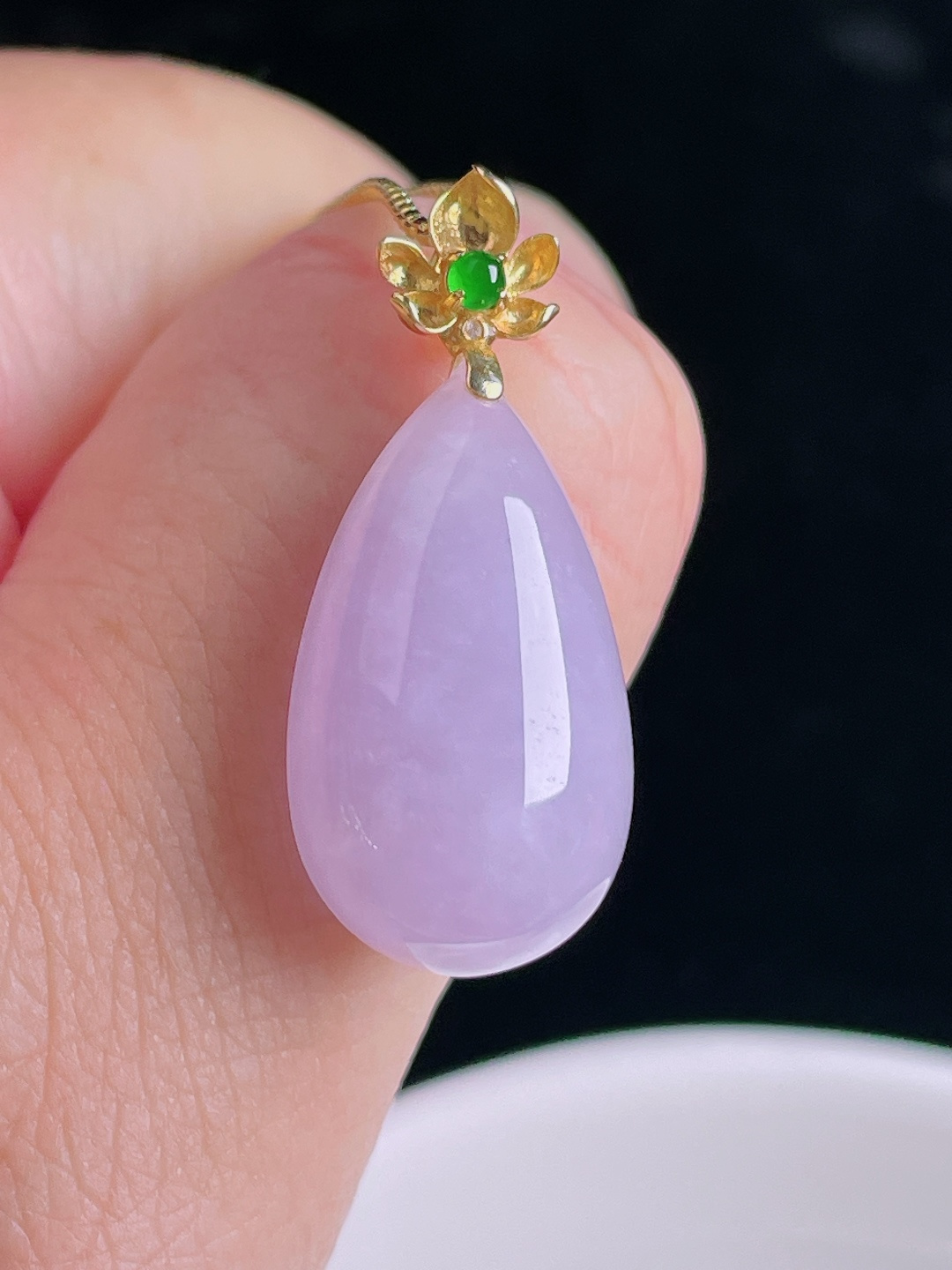 冰紫水滴，18k镶嵌，老种起光，细底通透，尺寸：29.2裸石23/13/7.5mm0910
