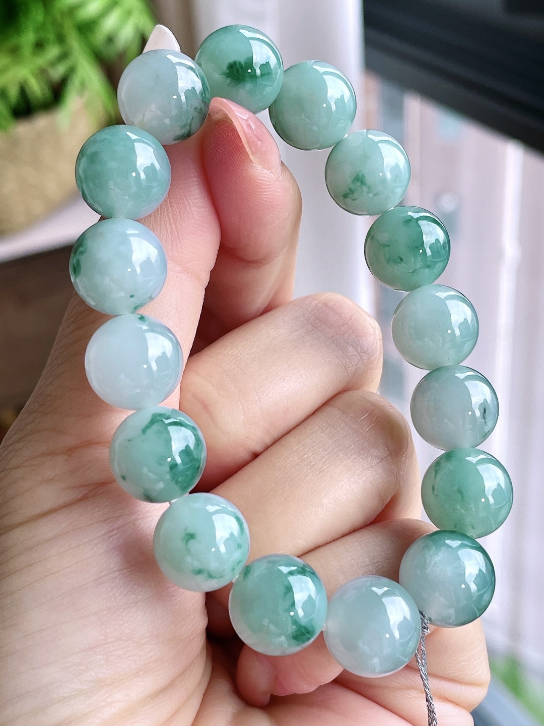 糯冰飘花手串圆珠珠子手串 性比高
