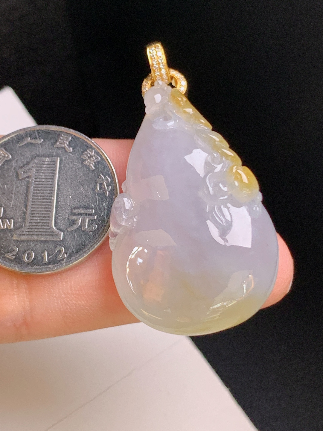 ️ 黄翡葫芦吊坠，水头莹润，俏色巧雕，福禄双全