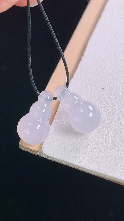 淡紫小葫芦一对，无裂，尺寸:12.9-7.5-7.5mm 10