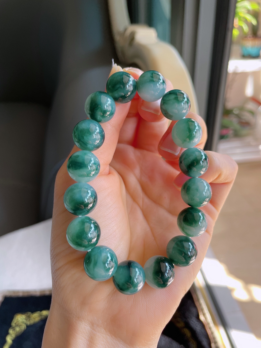 ️，缅甸天然翡翠A货，冰飘花手链，尺寸：12.8mm。【编3853】