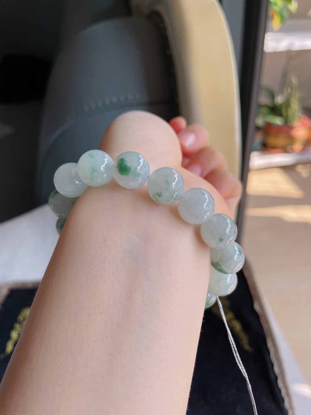 缅甸天然翡翠A货，冰飘花手链，尺寸：12mm。【编3737】