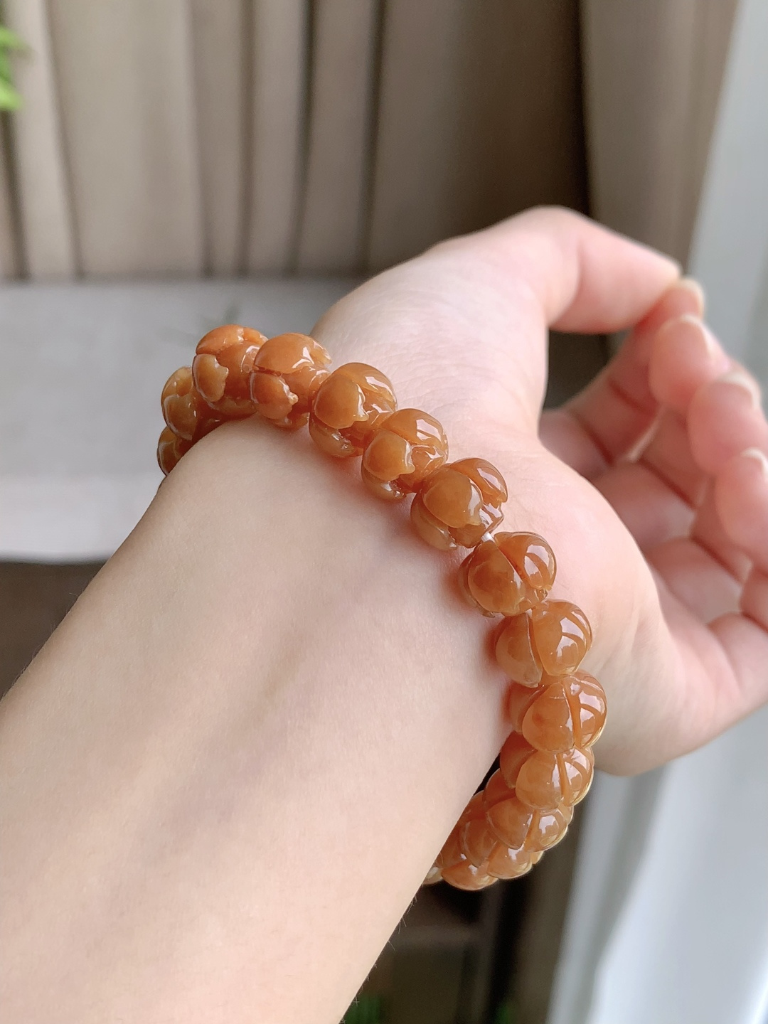 冰红翡花朵手串 性比高