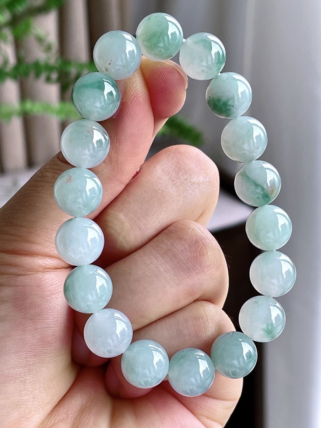【珠子】冰飘花手串圆珠珠子手串【说明】性比高【尺寸】10.7mm【重量】40.6克