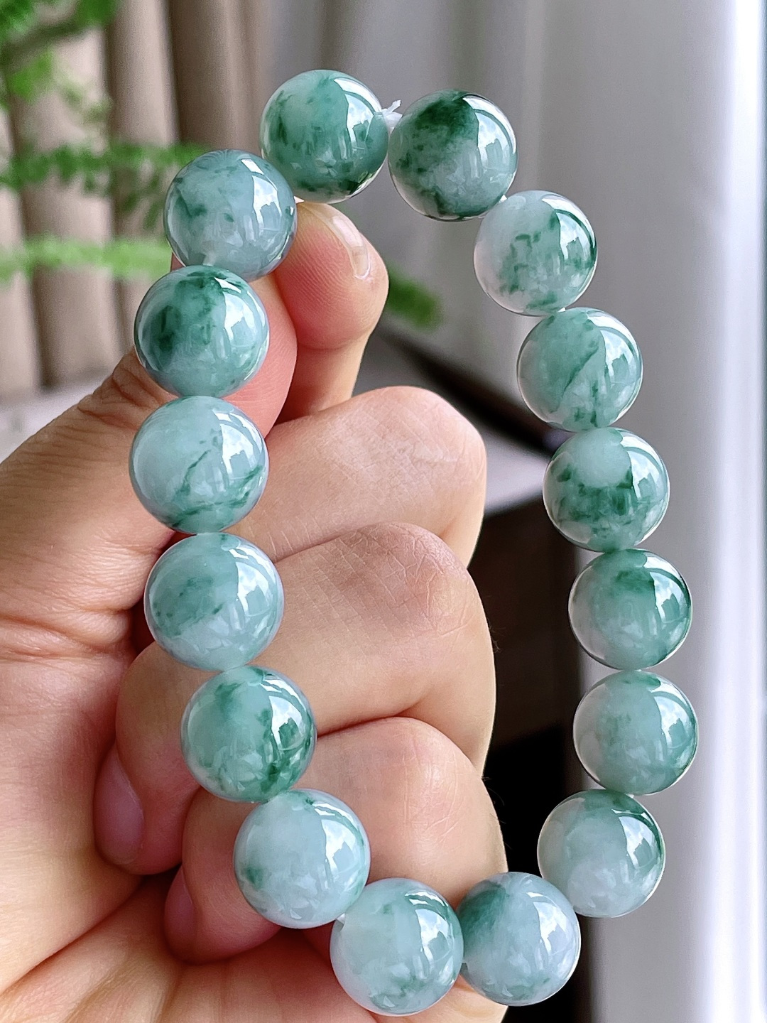【珠子】冰飘花手串圆珠珠子手串【说明】性比高【尺寸】12.9mm【重量】57克