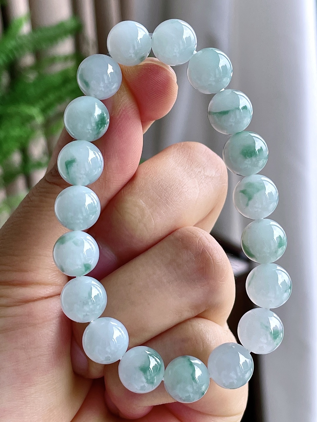 【珠子】冰飘花手串圆珠珠子手串【说明】性比高【尺寸】9.8mm【重量】32克