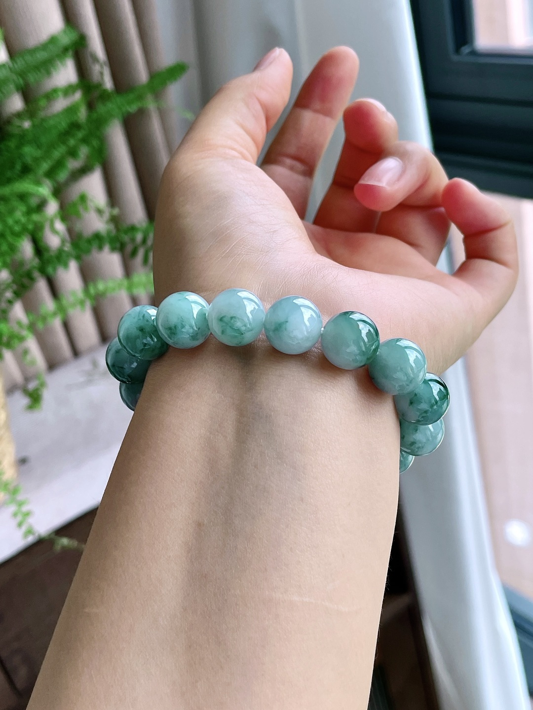 【珠子】冰飘花手串圆珠珠子手串【说明】性比高【尺寸】12.9mm【重量】57克