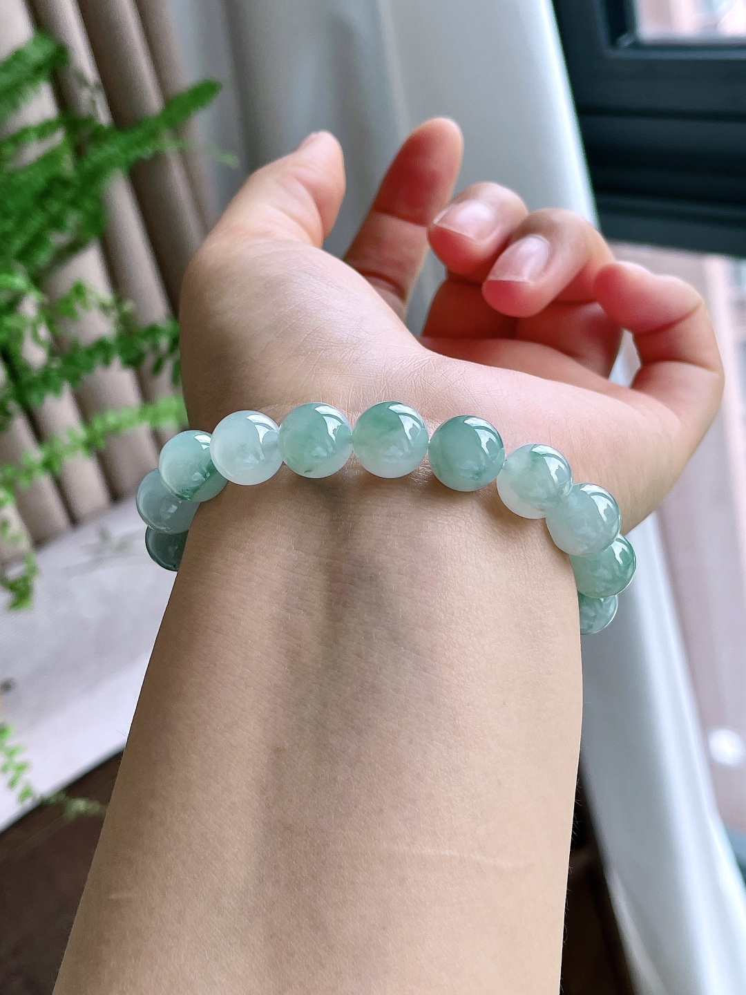 【珠子】冰飘花手串圆珠珠子手串【说明】性比高【尺寸】10.7mm【重量】40.6克