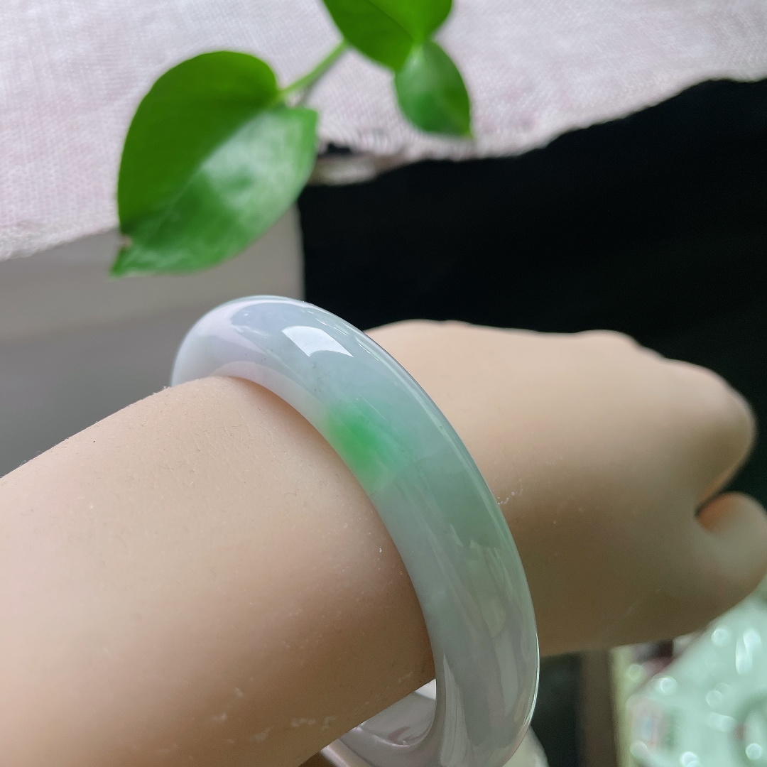 53.8/11.8/8.7，飘绿正圈，春彩，点翠千金，佩戴贵气又优雅，纹，ss54847a