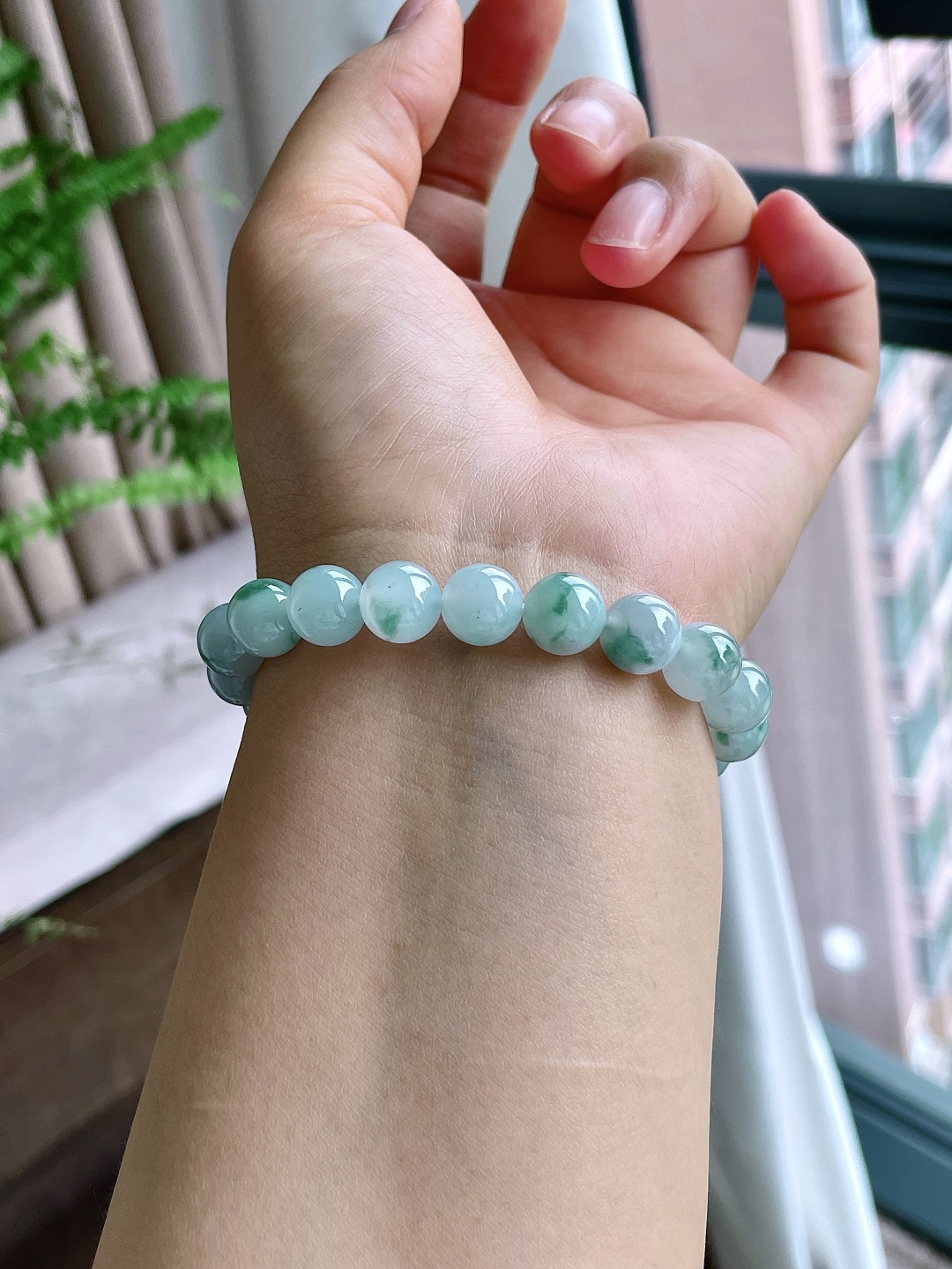 【珠子】冰飘花手串圆珠珠子手串【说明】性比高【尺寸】9.8mm【重量】32克