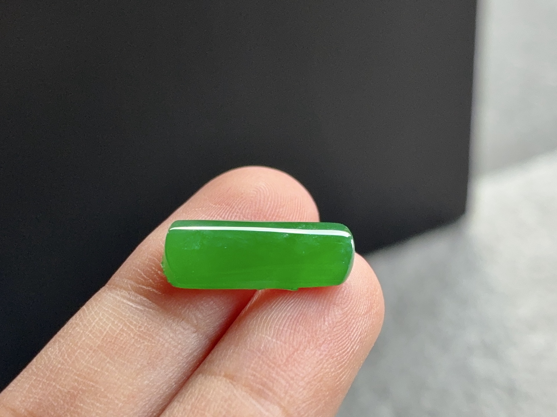 ️ 【冰绿马鞍】 尺寸：17.5×7.5×3.5 温润凝翠，韵承东方