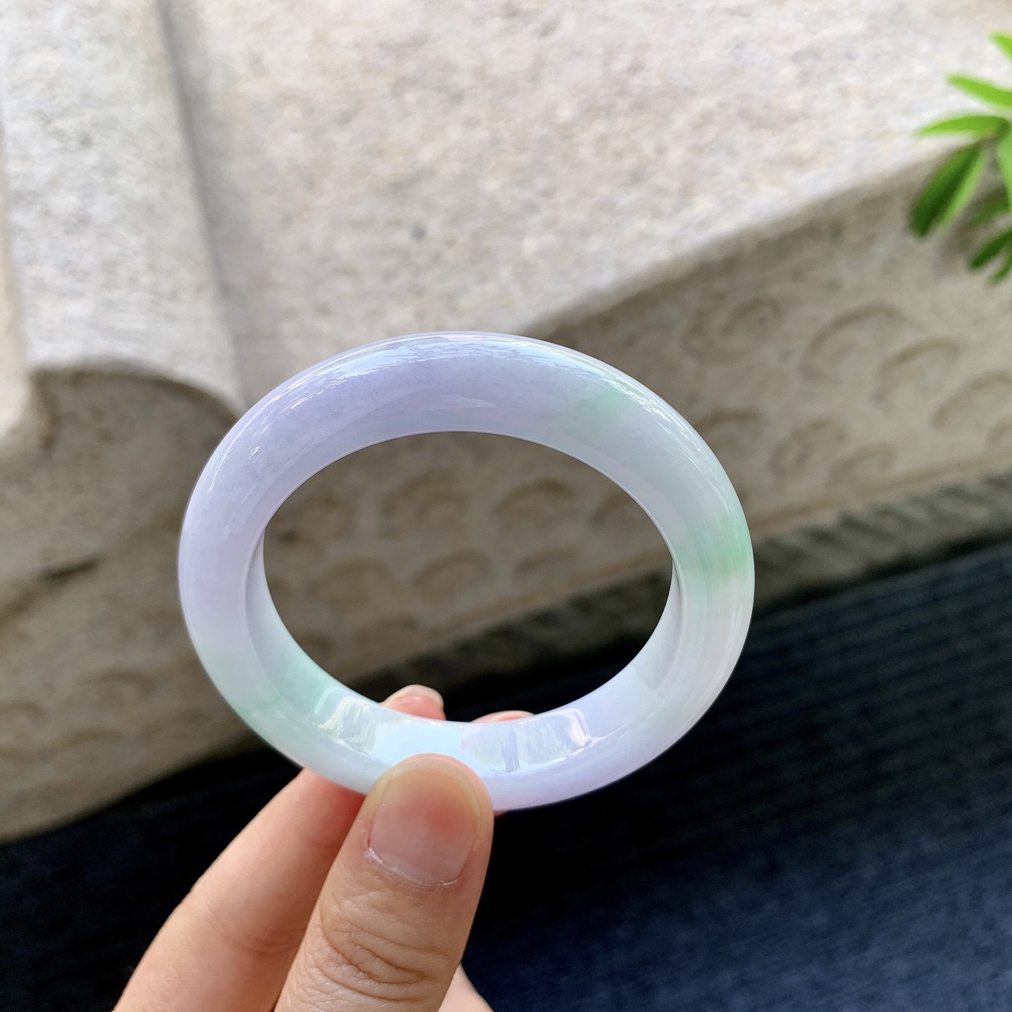 正圈48 49 圈口49.5/11.4/8.6 编码T1091311 春彩，水润，种老，细腻，打灯有棉线