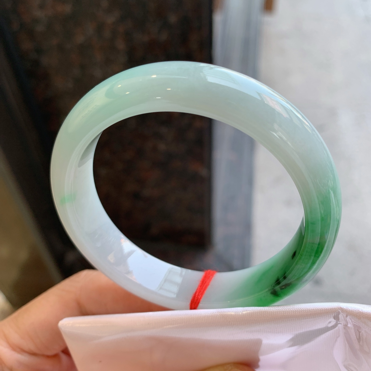 正圈飘绿 无裂