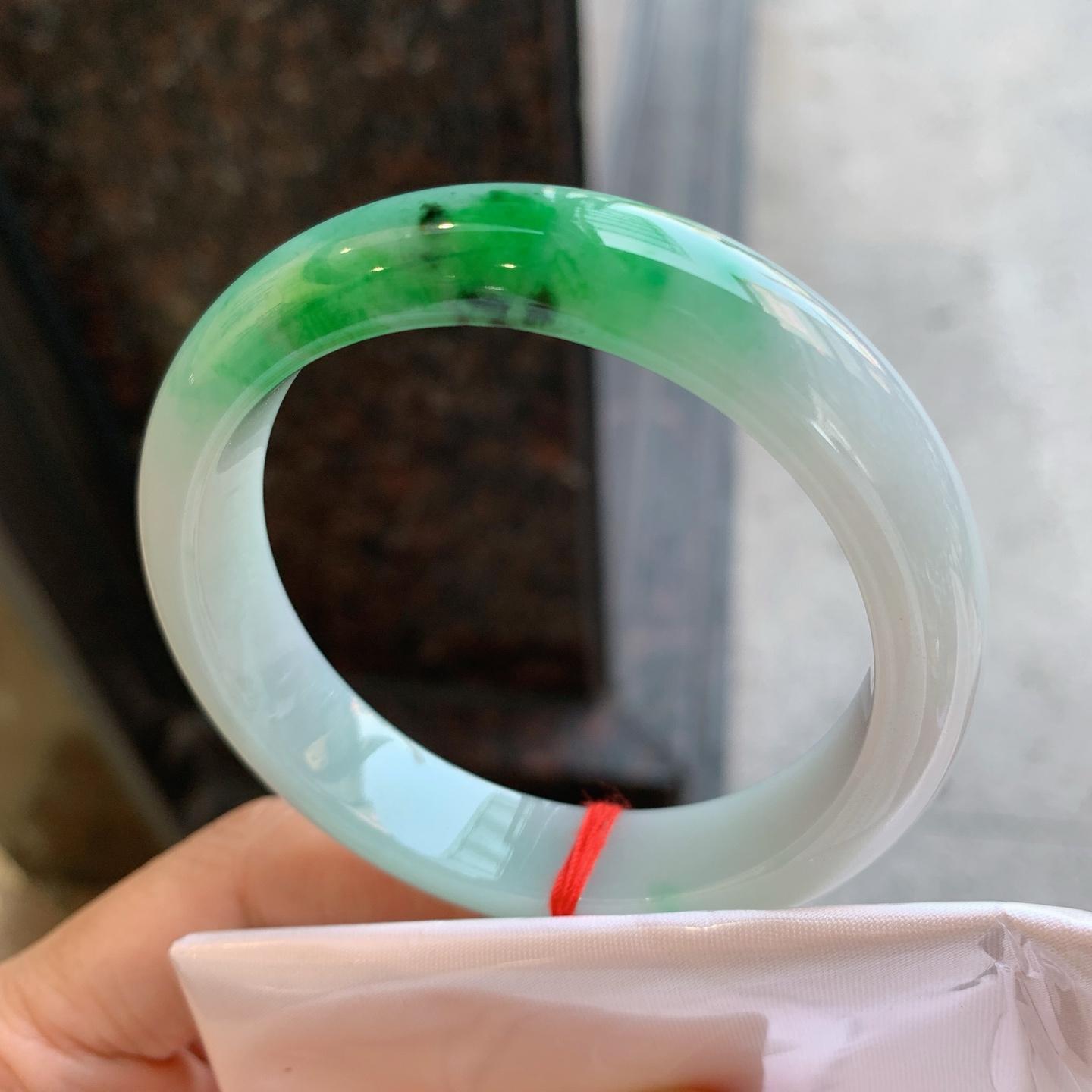 正圈飘绿 无裂