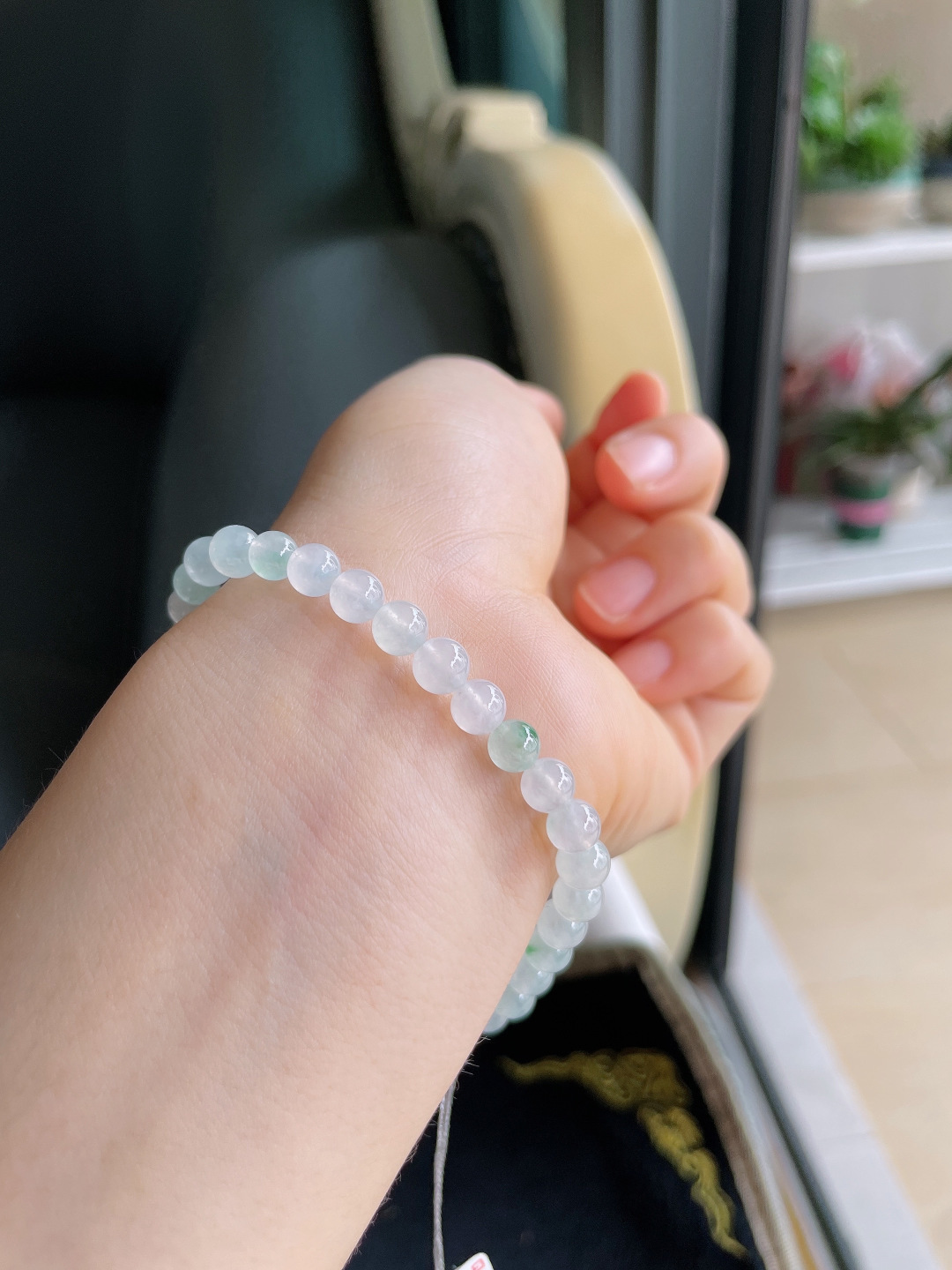 缅甸天然翡翠A货，白冰手串。尺寸：6mm。【编2292】