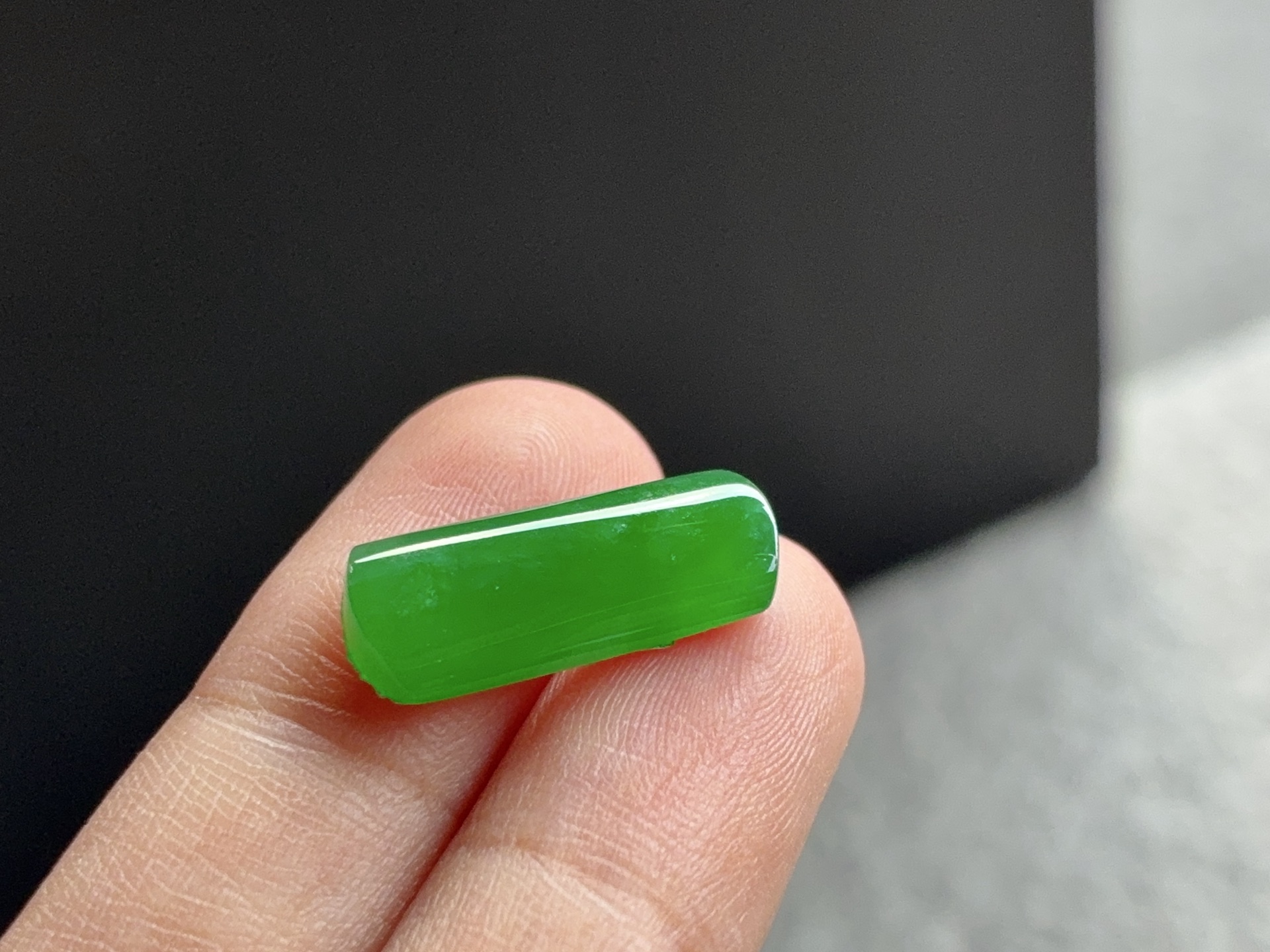 ️ 【冰绿马鞍】 尺寸：17.5×7.5×3.5 温润凝翠，韵承东方