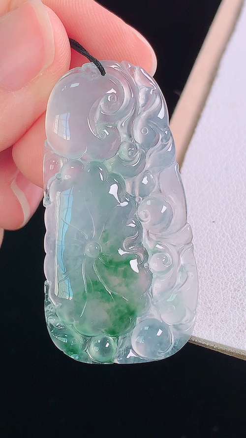 冰飘花荷叶鱼，无裂，尺寸:45.6-23.6-3.9mm 10