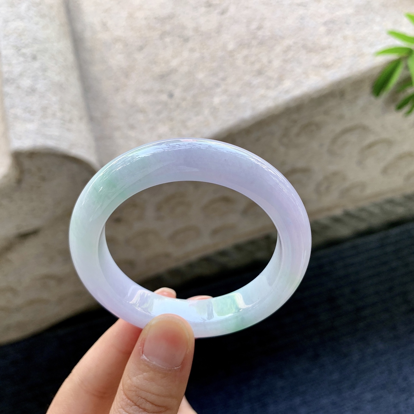 正圈48 49 圈口49.5/11.4/8.6 编码T1091311 春彩，水润，种老，细腻，打灯有棉线