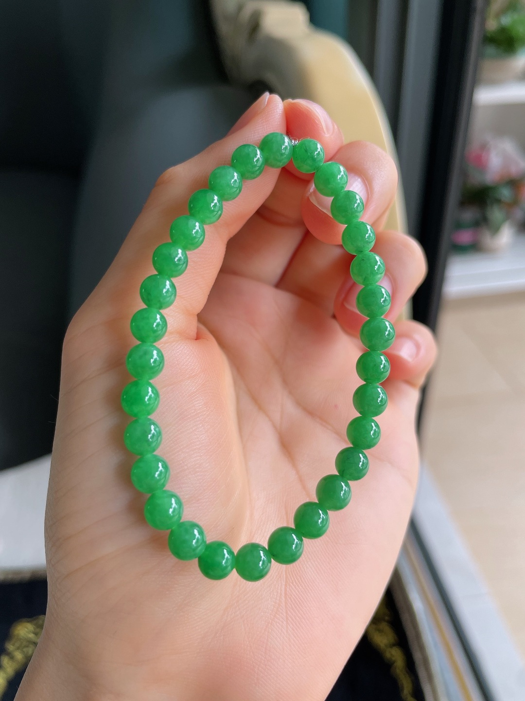 缅甸天然翡翠A货，冰满绿手链，尺寸：6mm。【编4554】