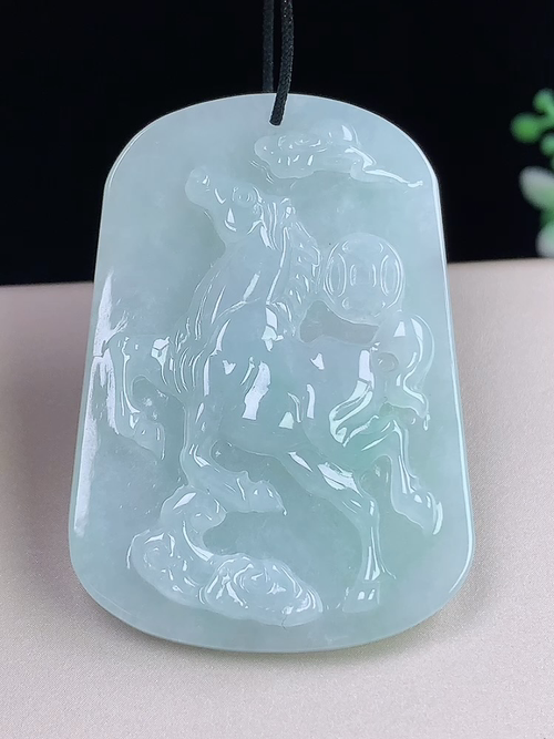 生肖马牌，无裂，尺寸47.7-32.8-5.6mm，j12yja