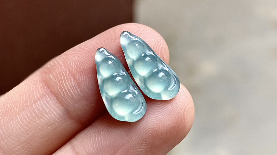 ️ 玻璃蓝钢福豆一对 完整