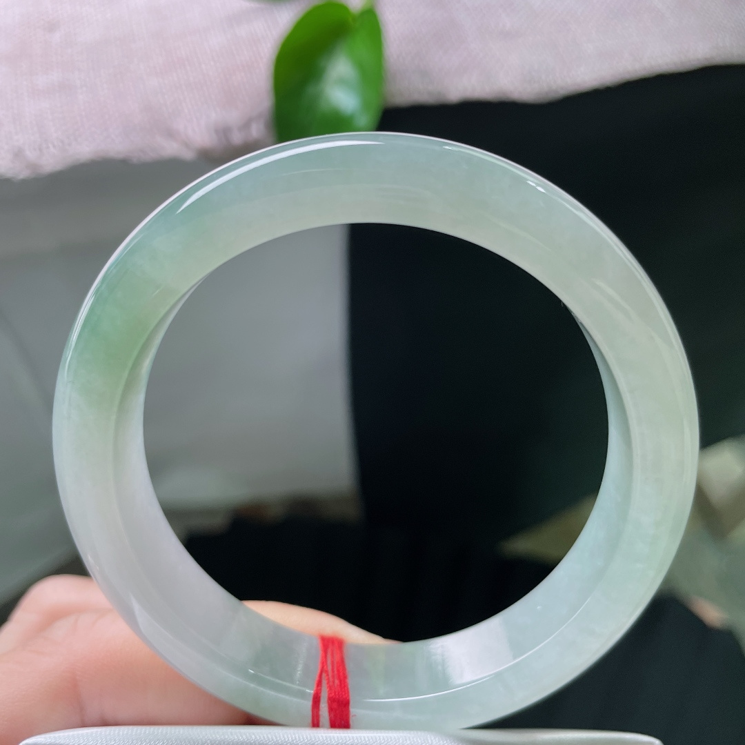 57/12.1/8.2绿底正圈，晴天碧水，有种空灵澄澈的美，种老，清润泛光，无裂，ss58891a