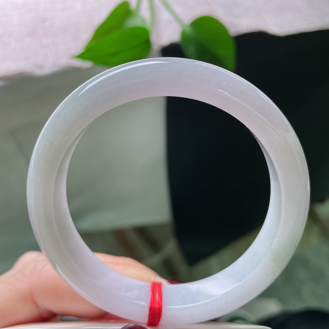 55.5/11.8/7.9，粉紫正圈，肉质细腻干净，像被水晕开的蜜与雾，柔软得让人失去语言。无裂，ss58985a