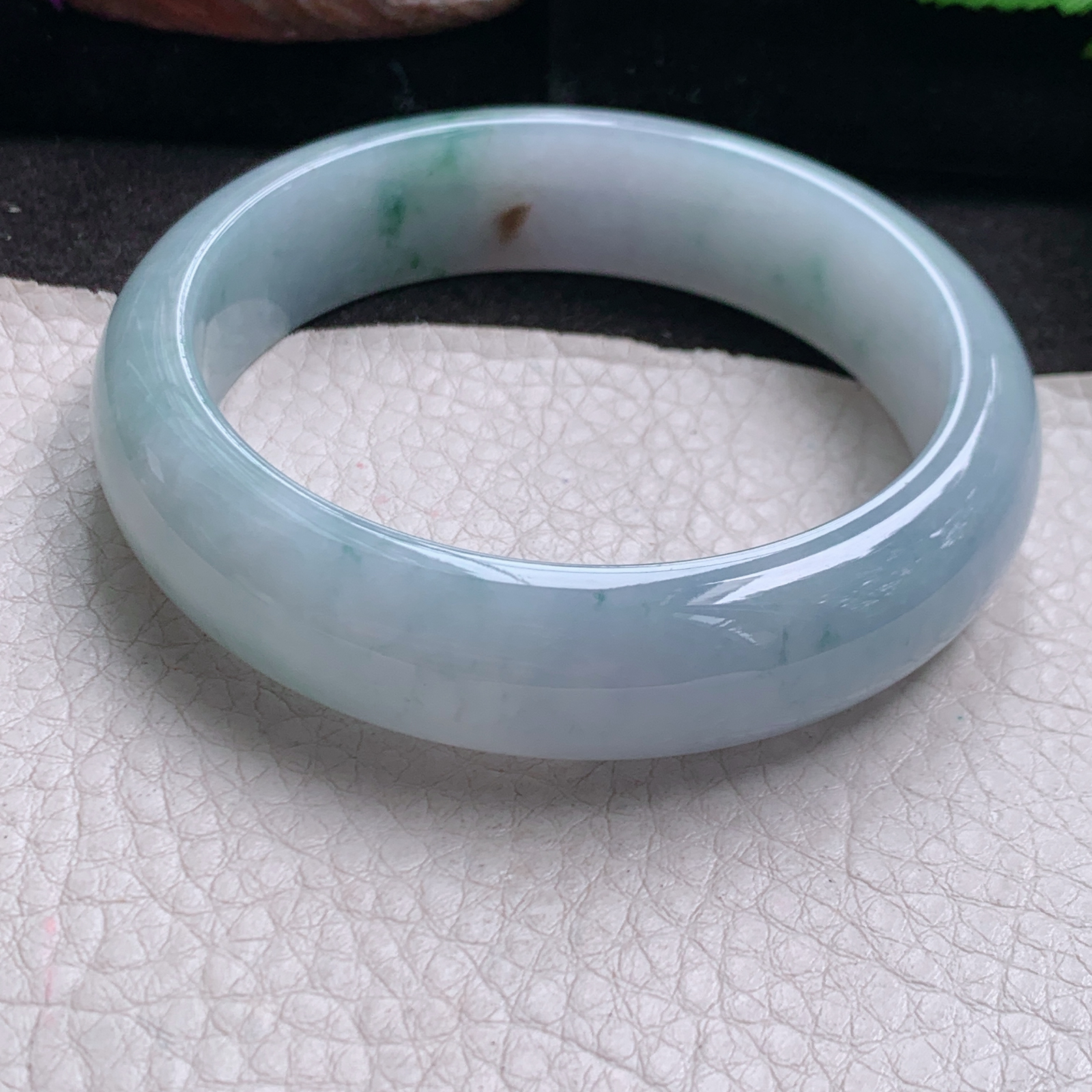 jx自然光59*15.5*8.3轮胎镯 缅甸翡翠a货玉手镯精美飘花宽边玉手环