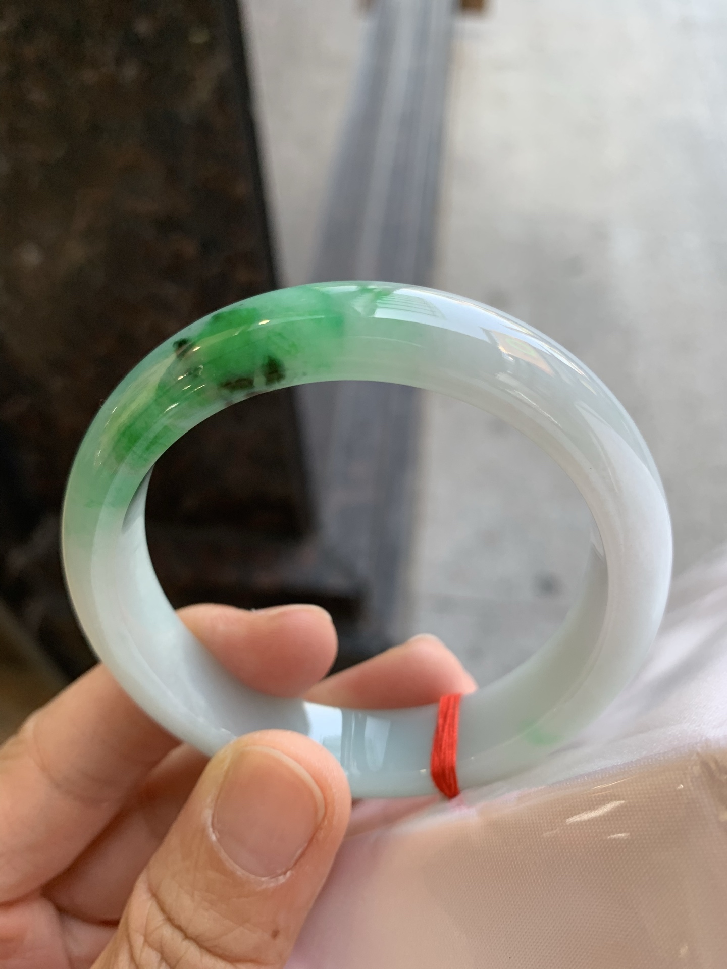 正圈飘绿 无裂