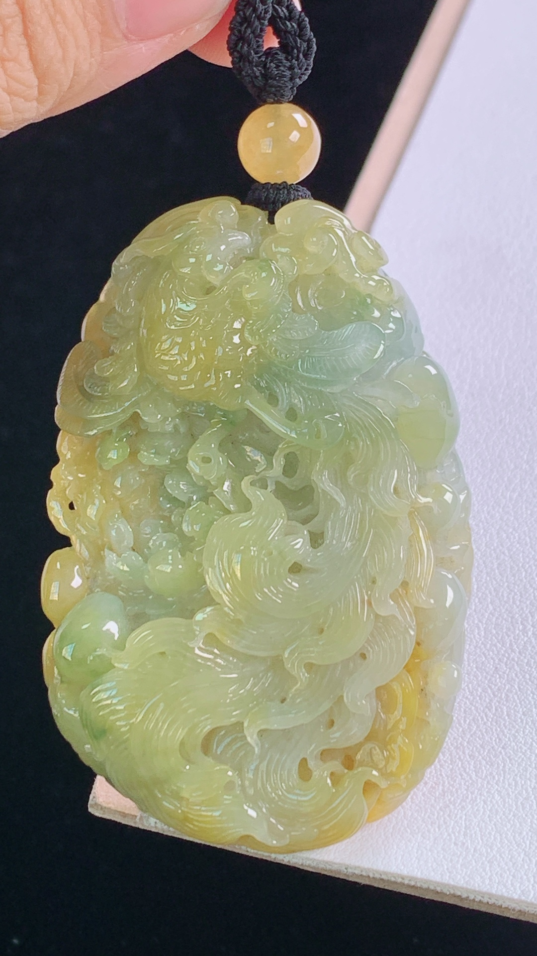 ️黄翡凤凰 天然黄翡，雕工精湛，无裂 尺寸:61.7-40.7-15.7mm 10