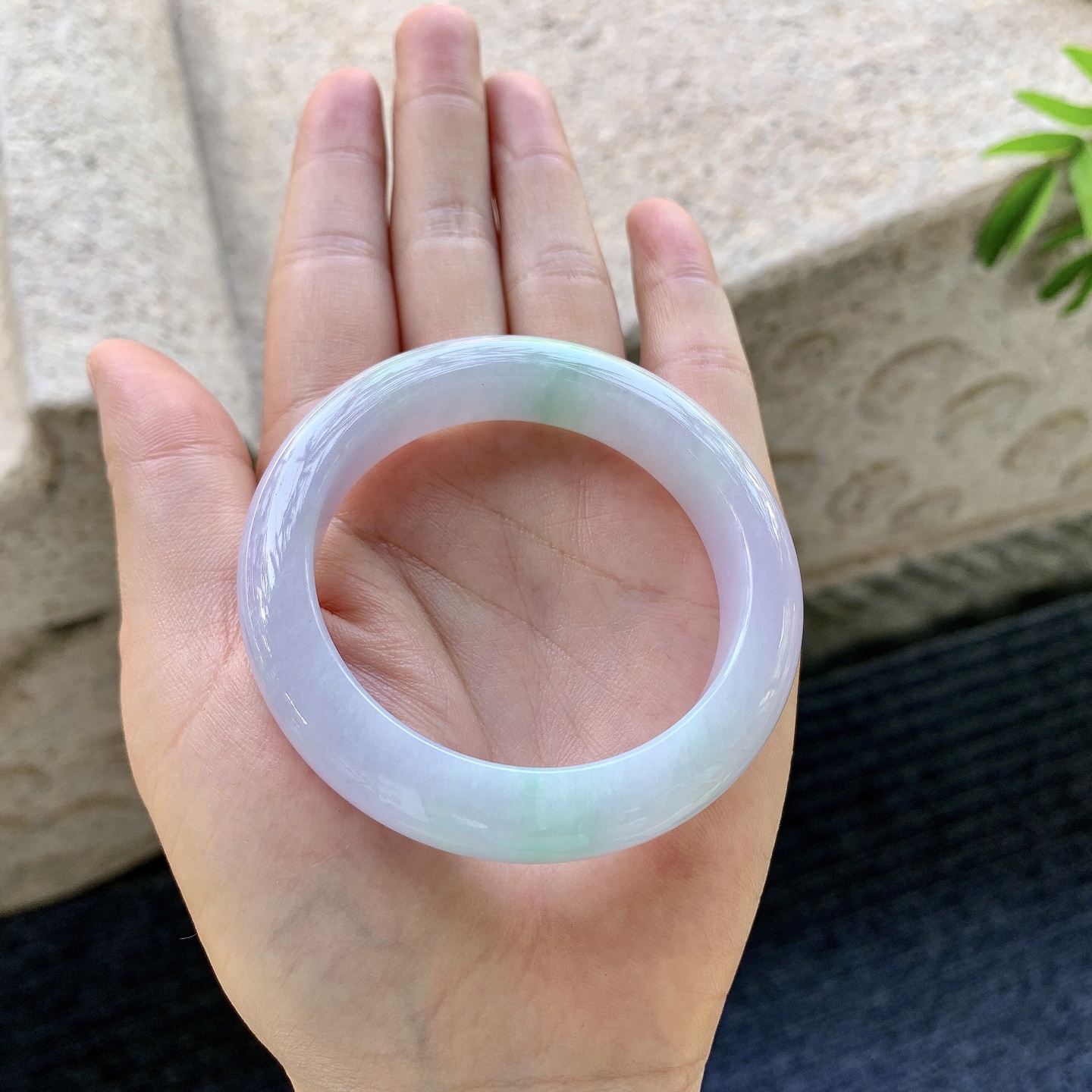 正圈48 49 圈口49.5/11.4/8.6 编码T1091311 春彩，水润，种老，细腻，打灯有